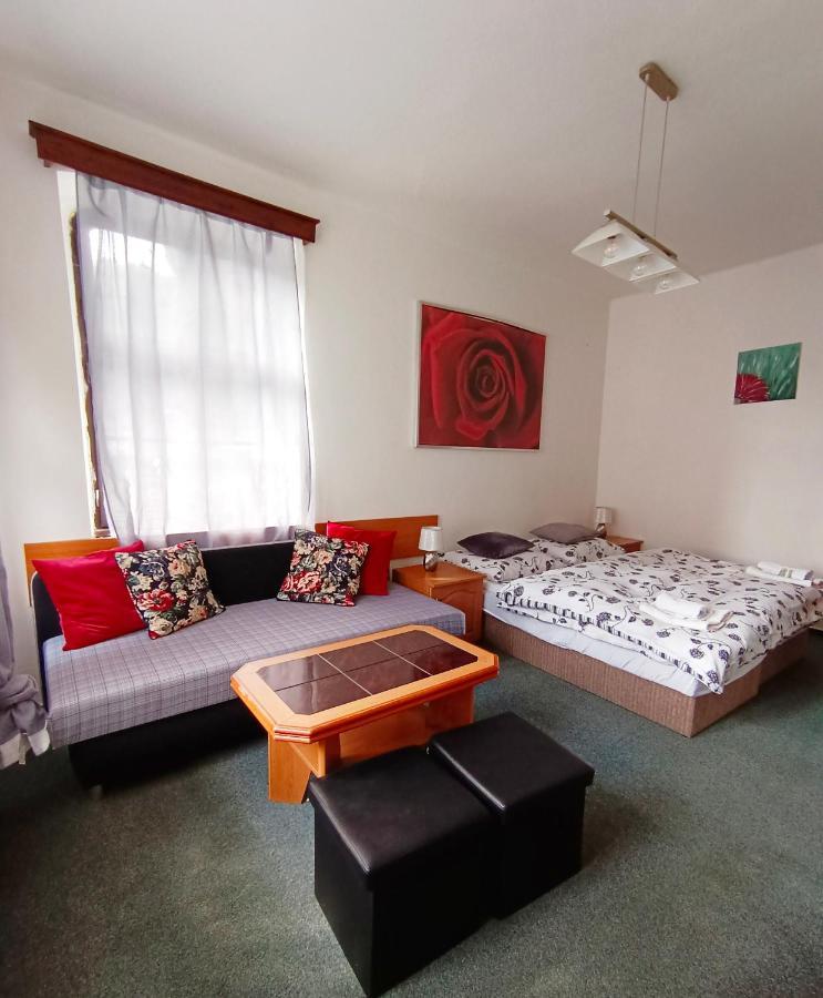 Hotel Labe Hřensko Esterno foto