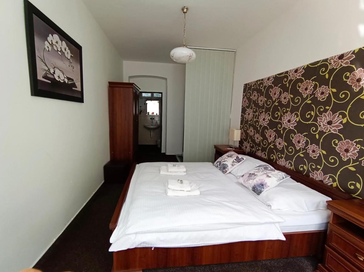 Hotel Labe Hřensko Esterno foto