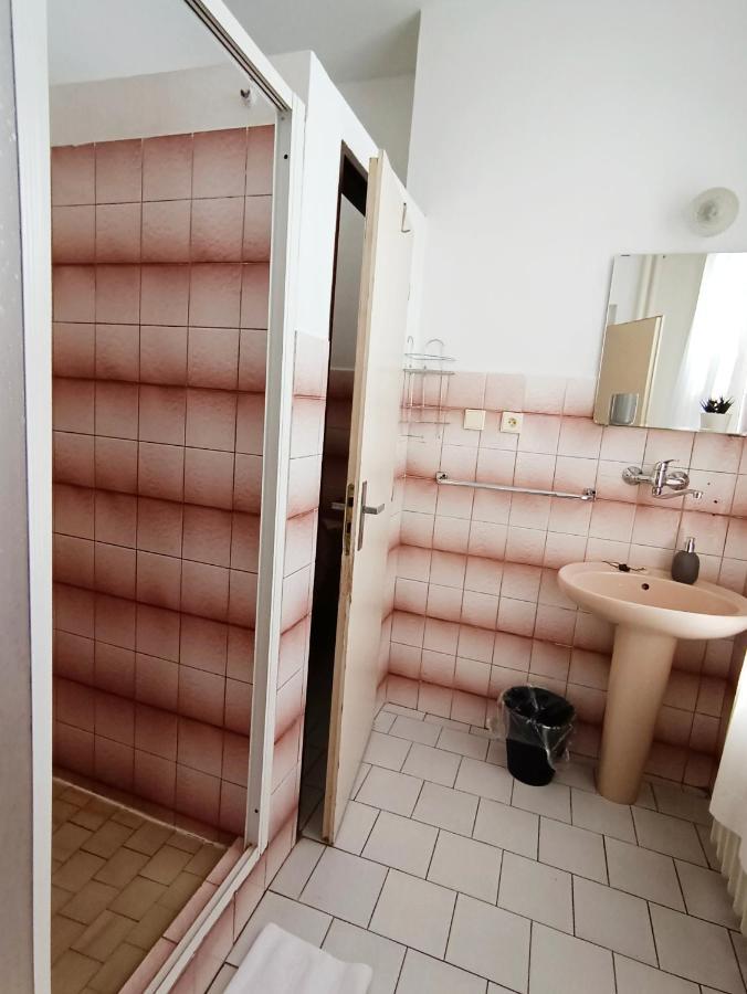 Hotel Labe Hřensko Esterno foto