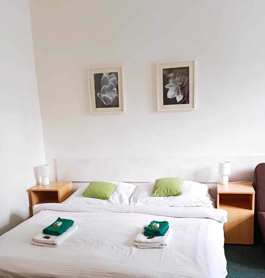 Hotel Labe Hřensko Esterno foto